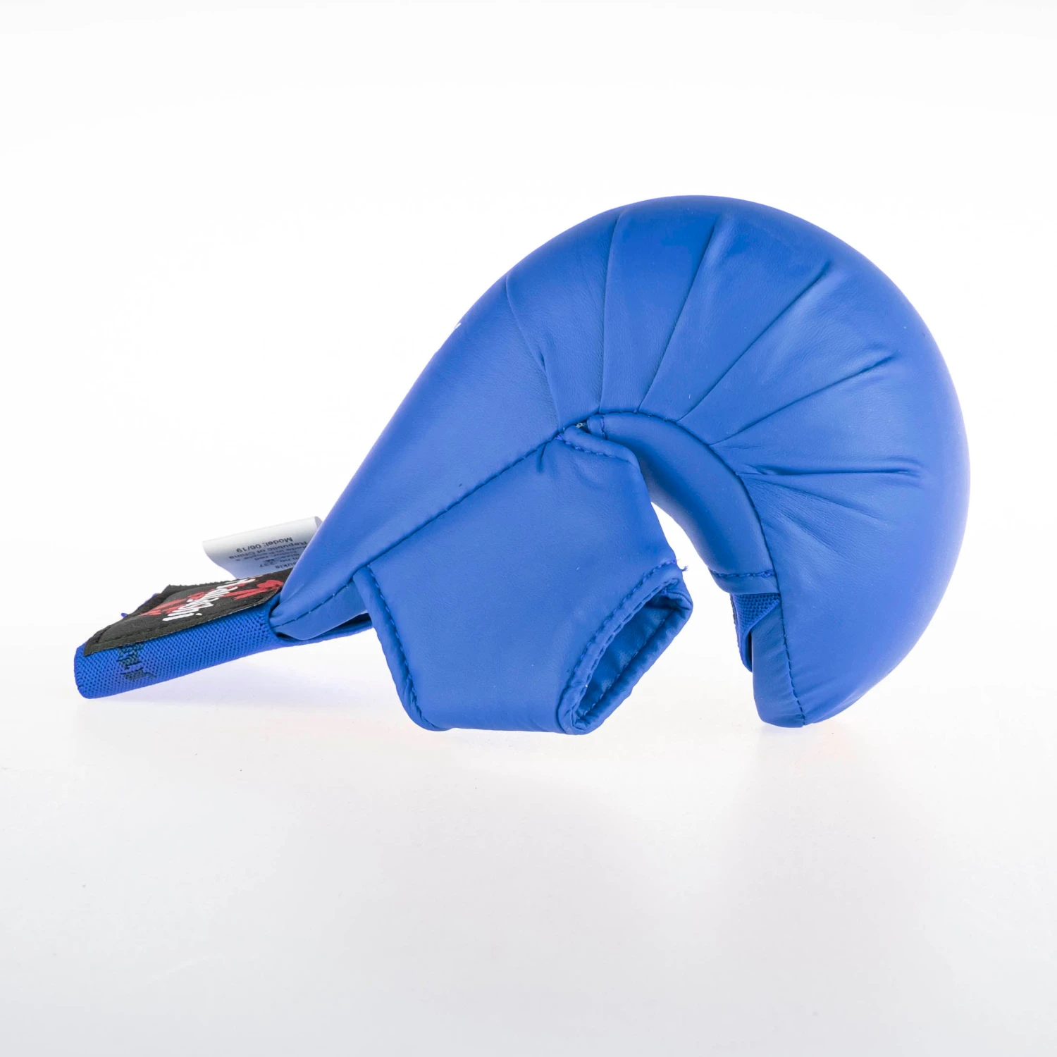 Hayashi Karate Fist Protector TSUKI With Thumb (WKF Approved) - Blue, 238 6 Hayashi Karate Fist Protector TSUKI With Thumb (WKF Approved) - Blue, 238 - Image 4