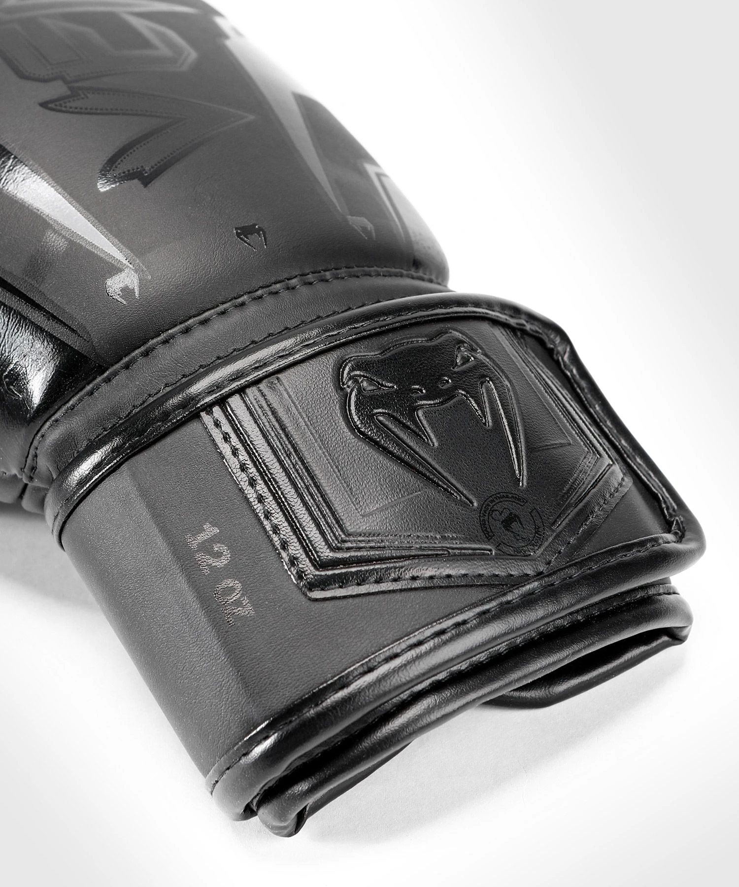 Venum Boxing Gloves Elite Evo - Black 5 Venum Boxing Gloves Elite Evo - Black - Image 3