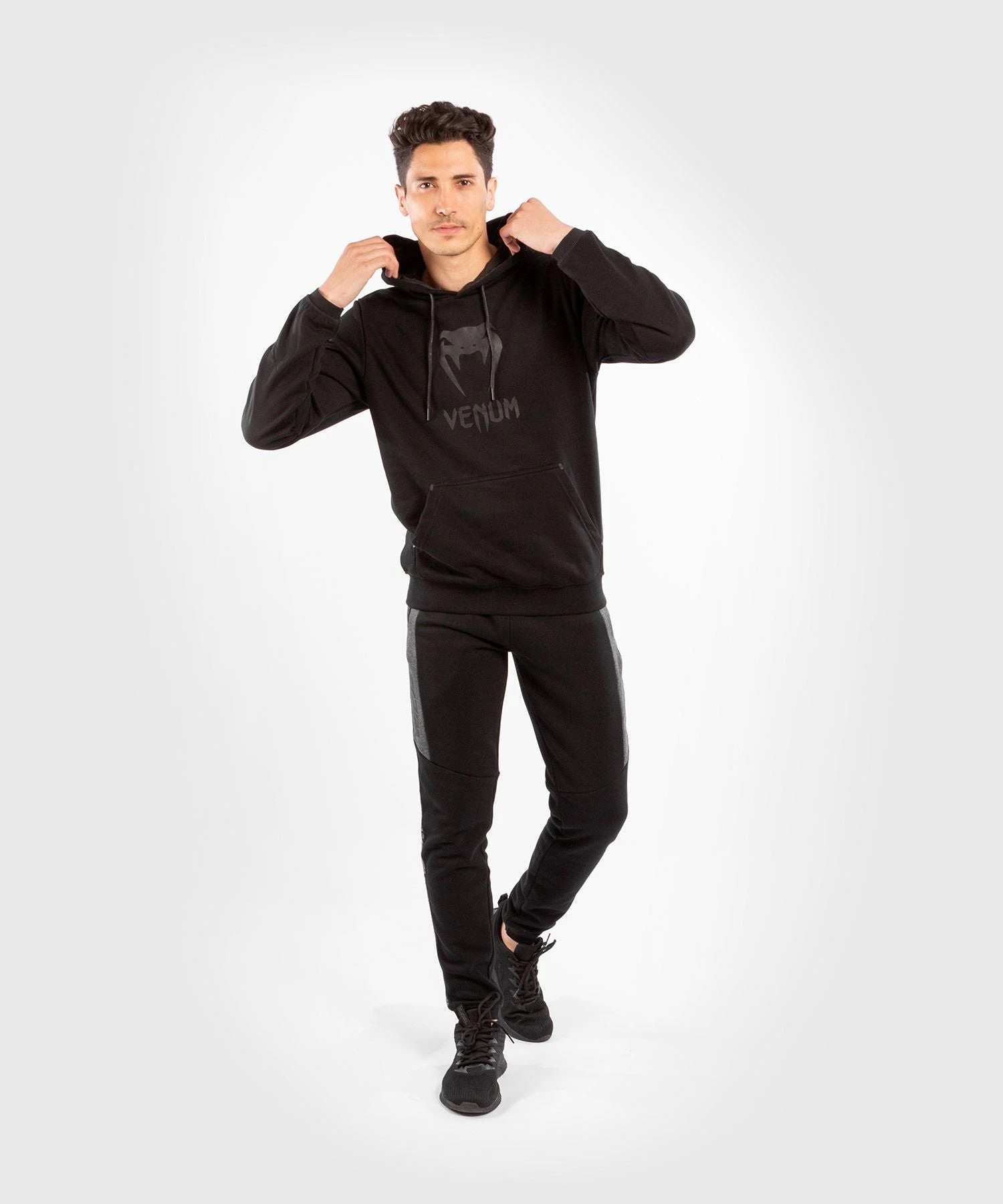 Venum Hoodie Classic - Black 6 Venum Hoodie Classic - Black - Image 4