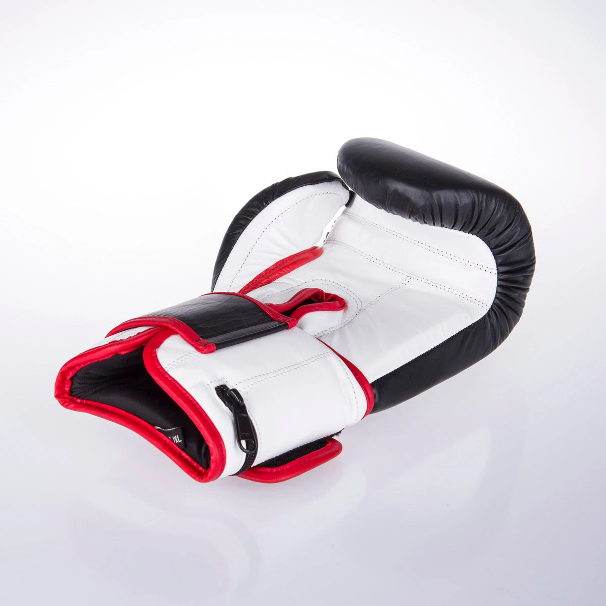 Paffen Sport Pro Weight Boxing Gloves, 2115320 4 Paffen Sport Pro Weight Boxing Gloves, 2115320 - Image 2