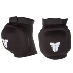 Fighter Knee Guard Competition - Black, JE1002K