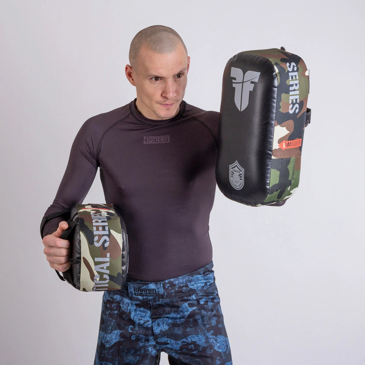 Fighter Thai Kick Pad MAXI - Tactical Series - Army Green, F01602-TSG 4 Fighter Thai Kick Pad MAXI - Tactical Series - Army Green, F01602-TSG - Image 2