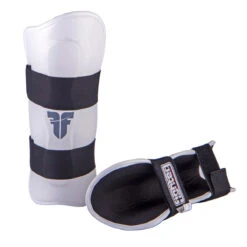 Fighter Shin Guard Ergo - White, FSG-001W
