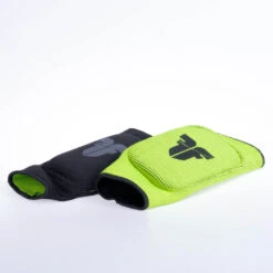 Fighter Reversible Elbow Guard - Black/green -ADIDAS Sales Shop DSCF5298