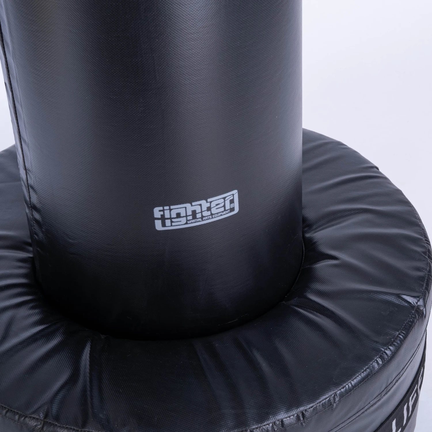 Fighter Free-Standing Boxing Bag Classic - Black/gold 5 Fighter Free-Standing Boxing Bag Classic - Black/gold - Image 3